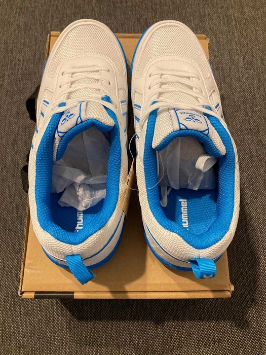 Pantofi copii de la Hummel, model AERO TEAM 2.0 JR LC, culoare alba, marime 36 (EU) - 140 lei