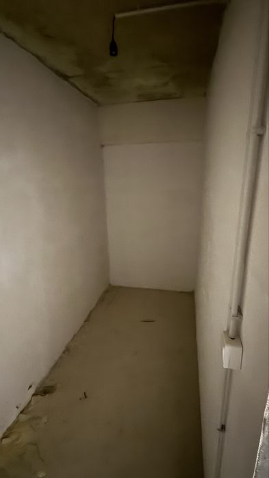 Два наземни гаража под наем