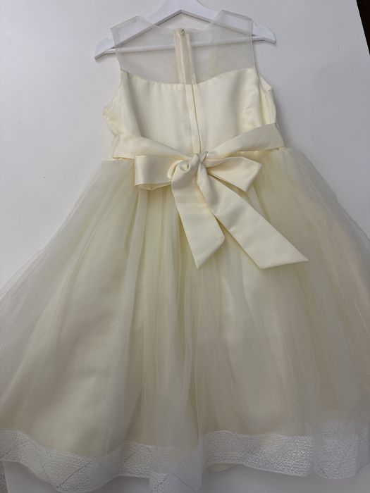 Нарядное платье