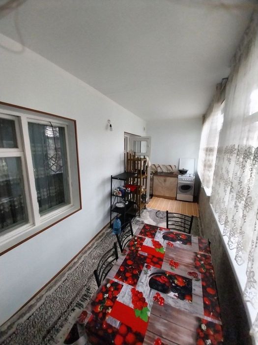 Сдам 2 ком квартиру для семьи , можно военных