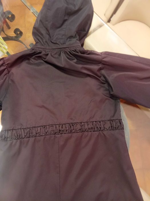Итал. яке ветровейка за момиче до 164 см. -30 евро.