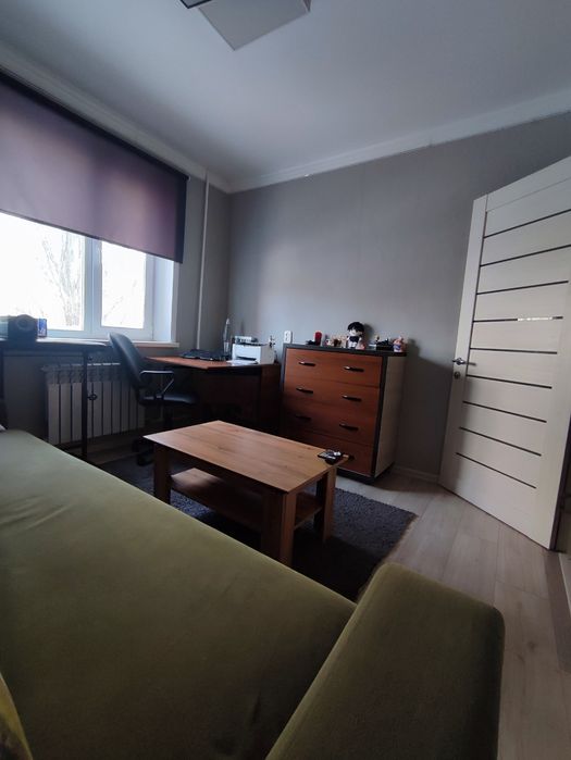 3-комнатная в 7 мкр.