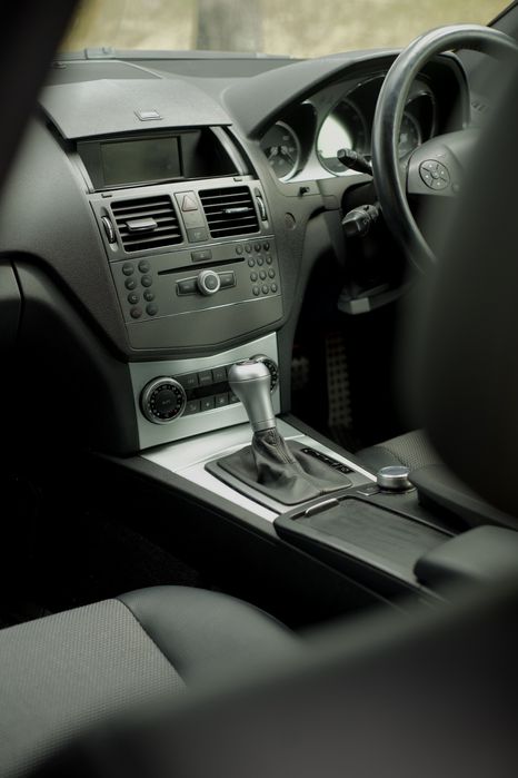 Dezmembrez Mercedes C180 BLUEEFICIENY KOMPRESSOR AMG 1.6 160cp automat