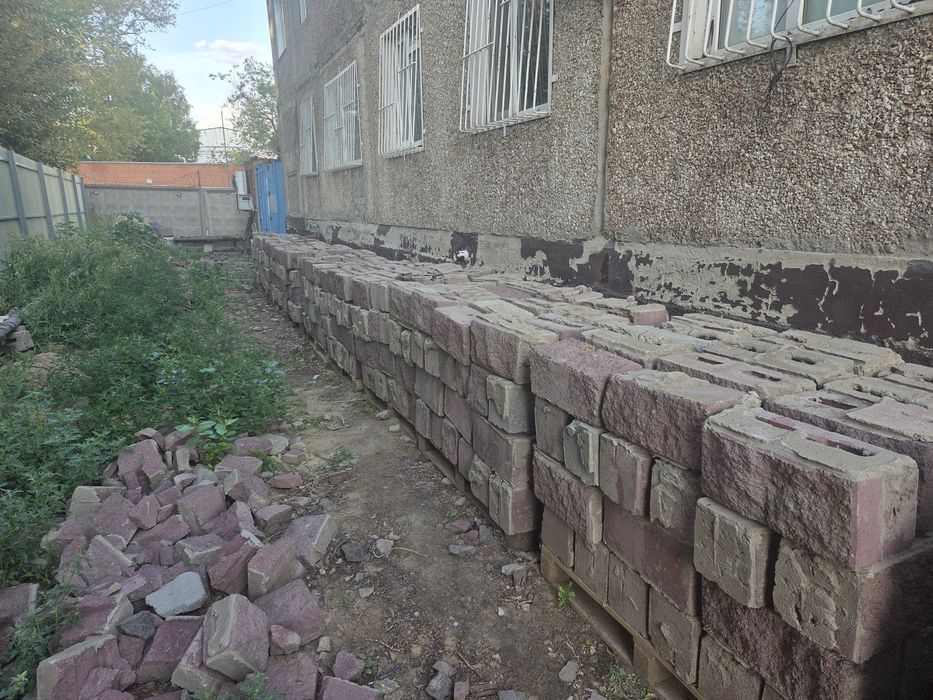 Продам пескоблок б.у