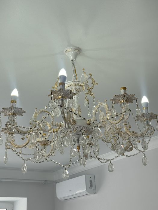 Продам люстры в хорошем состоянии