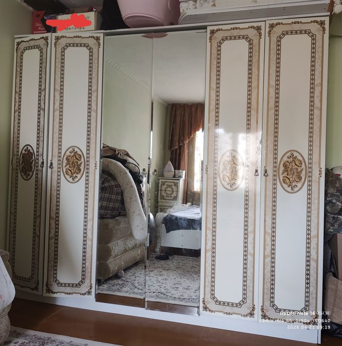 Кровать, шкаф, тумбы