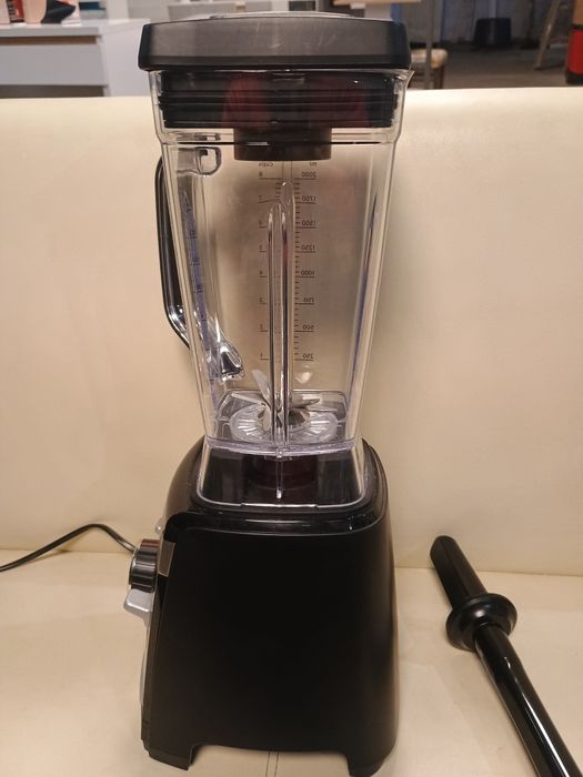 Нов BOSCH VitaBoost 1600W, 2L Tritan, 45000 rpm