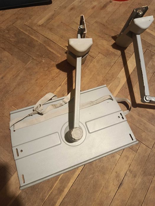 Стенни стойки за телевизор с кинескоп - 2 броя: за 14" и за 25" ТВ