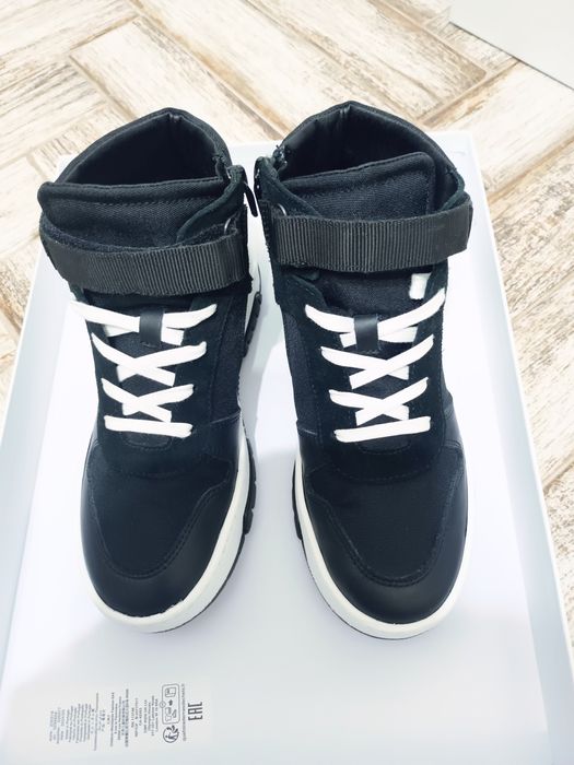 Karl Lagerfeld sneakers