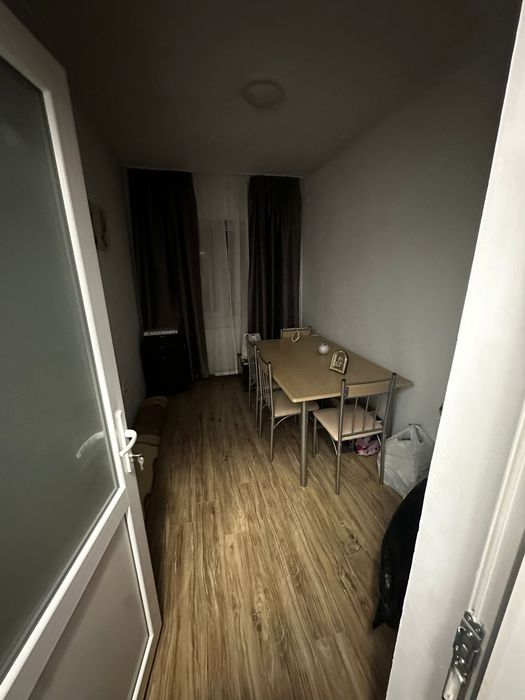Inchiriez apartament