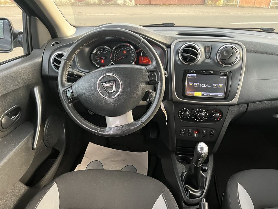 Sandero Stepway benzina 90 cp