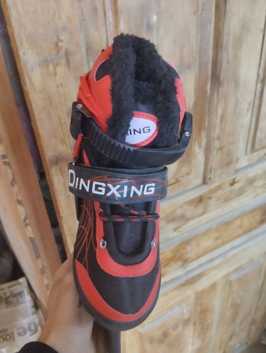 Продам коньки детские