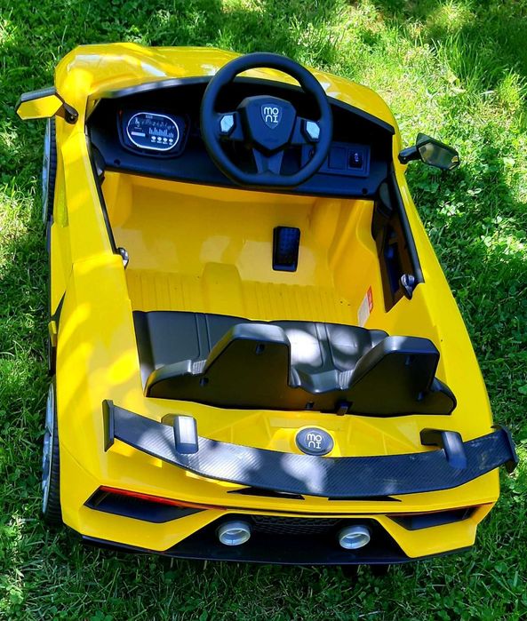 Моторна детска кола