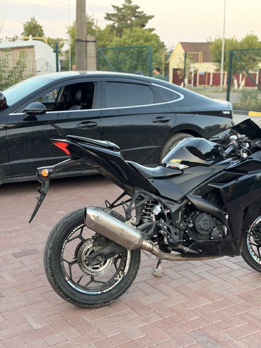 Продам мото Yamaha R3