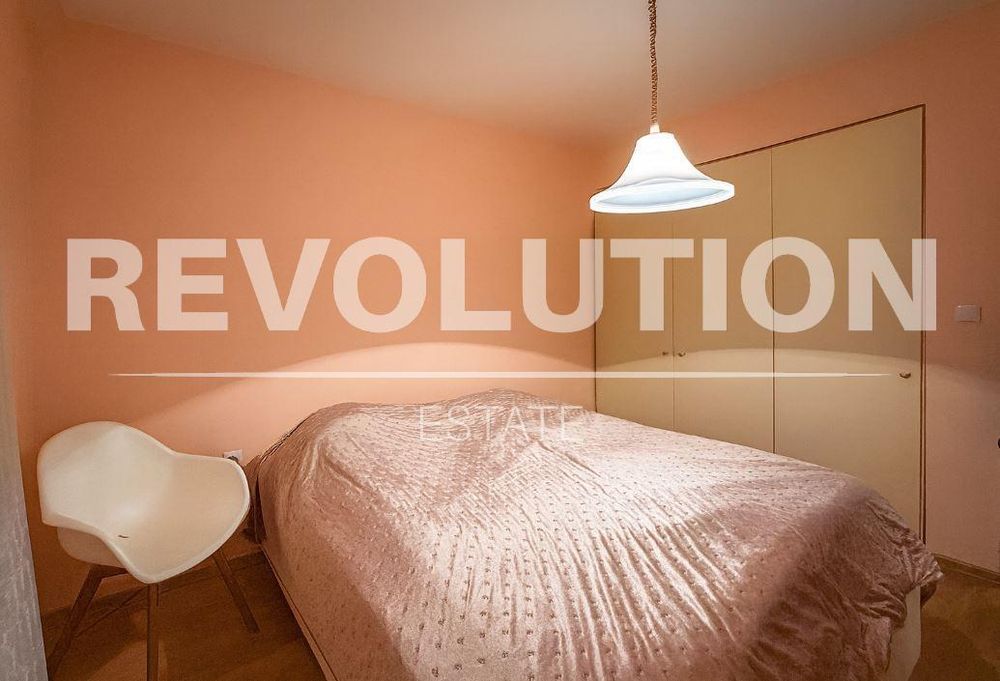 Дава се под наем Тристаен апартамент в Варна, Бриз - 100 кв.м за 797.64 € - Снимка #3