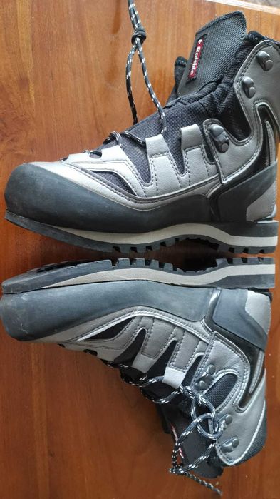 bocanci iarna Raichle vibram goretex 37.5