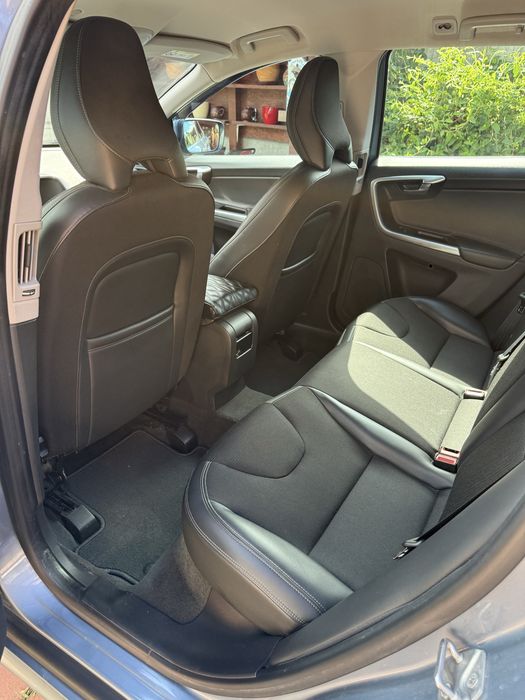 Volvo XC 60, D4, 190 cp