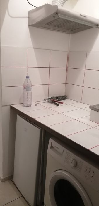 Garsoniera de vânzare