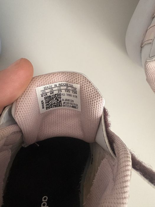 Adidas   Bubble