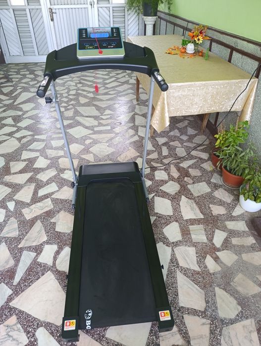 Bandă de alergare BodyFit F3000 – stare perfectă – 1.000 lei