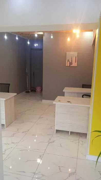 Продается коммерческое помещение на Ц-7 (ЦУМ, книжные ряды)