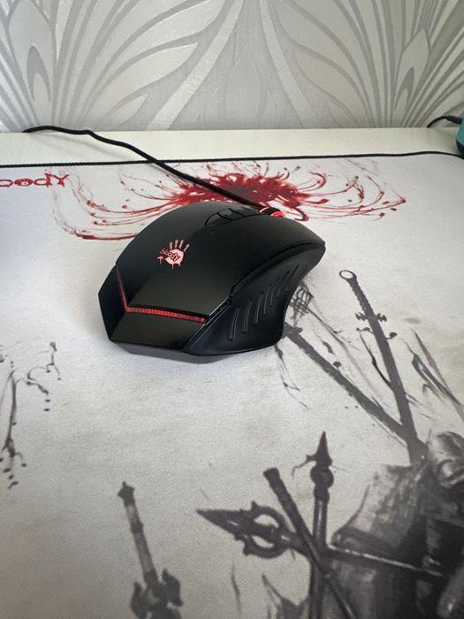 игровая мышка Bloody