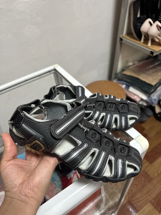 Кроссовки детские, обуви разные