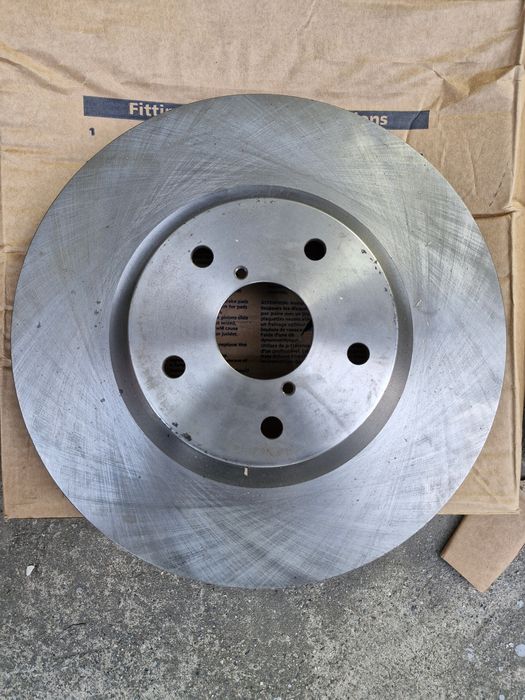 Продам новые тормозные диски Subaru