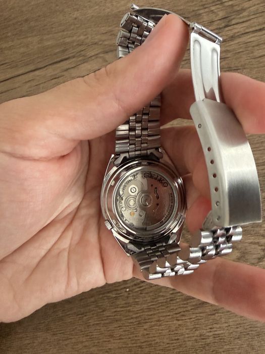 Seiko 5 Automat, Cadran alb, SNXS73K1