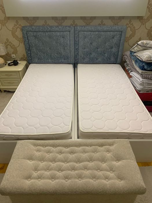 СРОЧНО! Продаются кровати с матрасами в комплекте