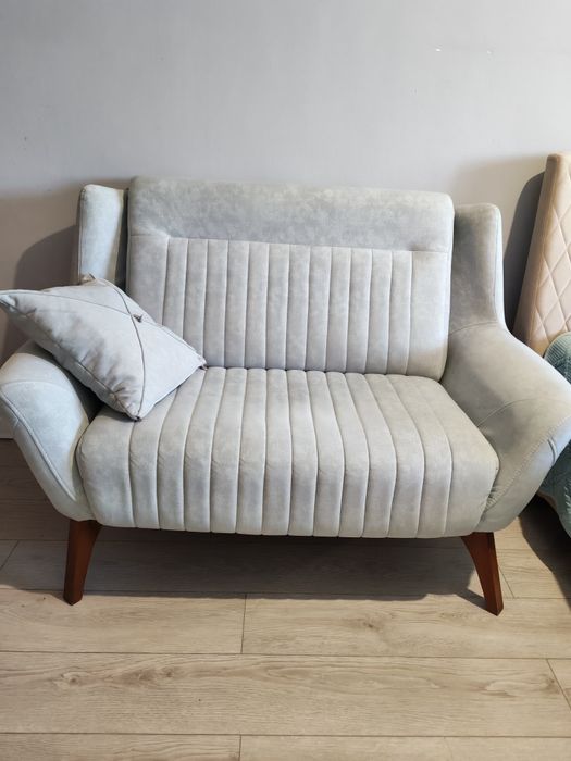 В отличном состоянии диван