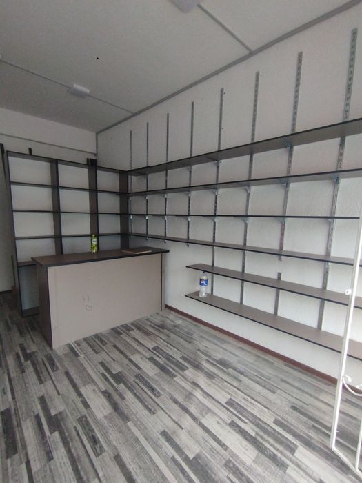 Magazin uchun mebel prlavka