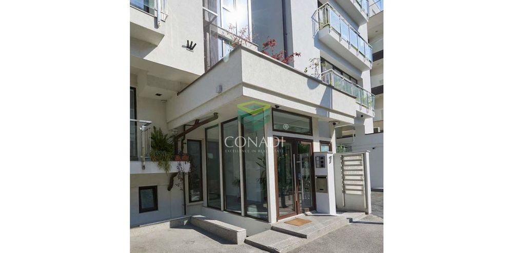 Spatiu de birou // 4 camere // Primaverii