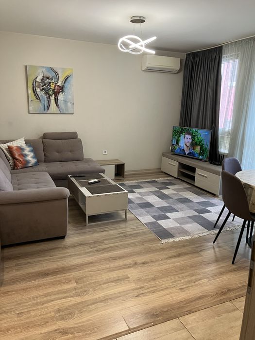 Дава се под наем Двустаен апартамент в Пловдив, Център - 68 кв.м за 443.7 € - Снимка #2