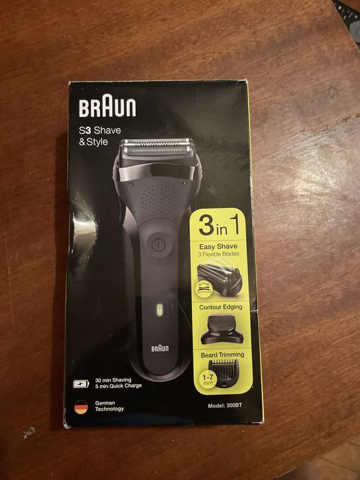 Aparat de ras Braun Series 3 300BT – Shave & Style (3 în 1)