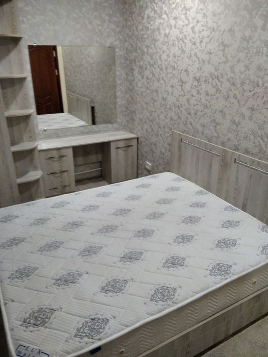 Срочно сдаю.Юнусабад-4 Автосалон 1-2/2/4 Упакованная