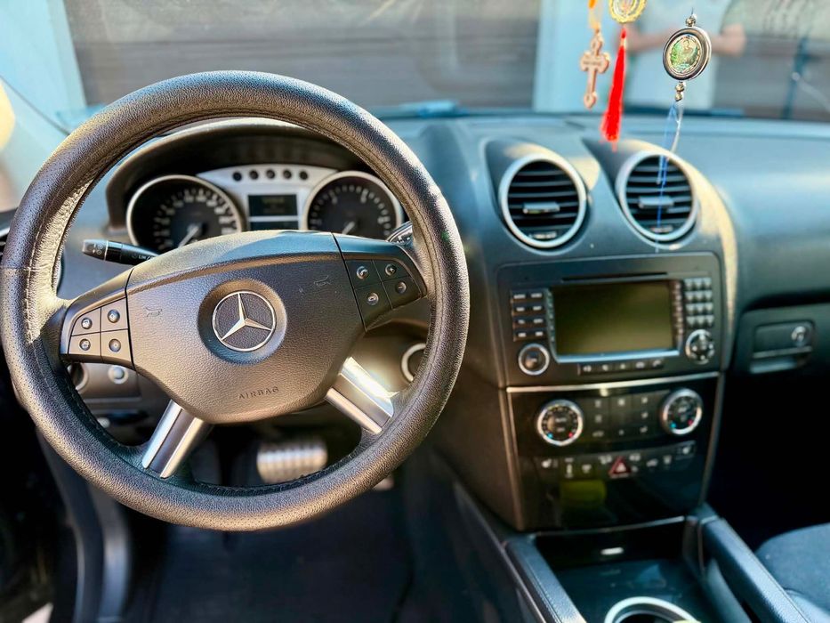 Mercedes-Benz ML320 w164