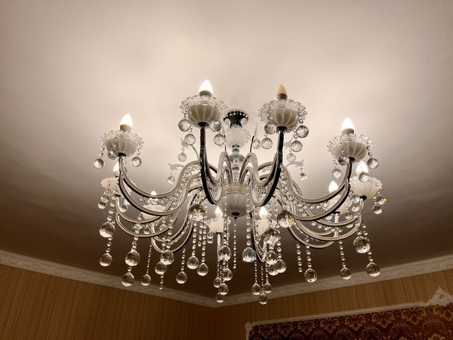 Люстра 10 рожковый