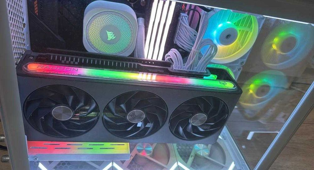 Placa video SAPPHIRE NITRO+ AMD Radeon RX 7900 XT Vapor-X, 20GB GDDR6