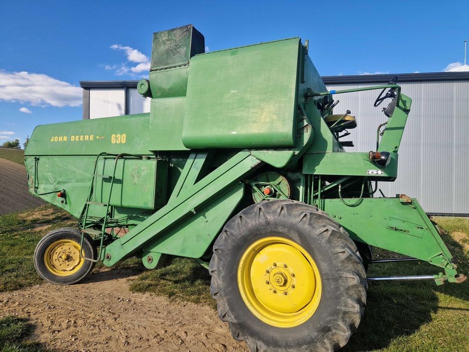 Combina John Deere 630 import Austria