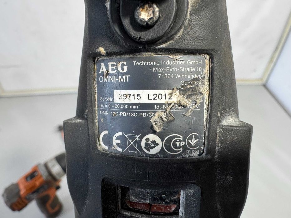 Винтоверт и реноватор - AEG 12V li ion