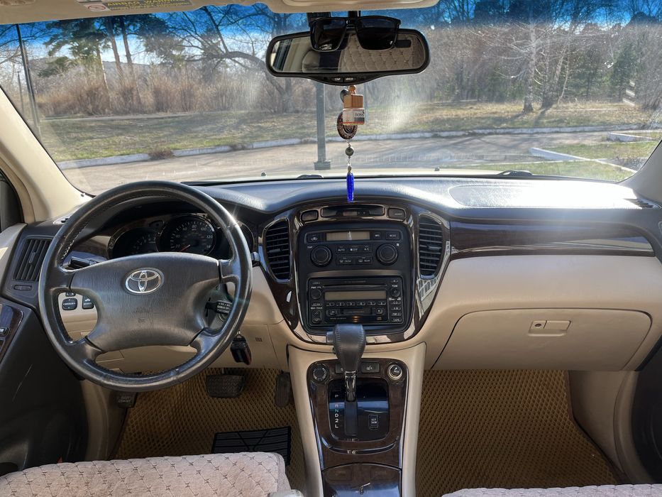 Продам Toyota Highlandег