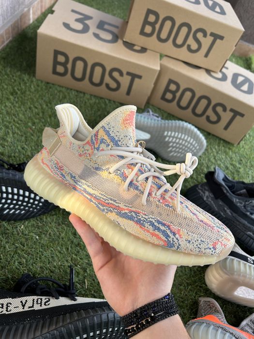 Adidas Yeezy Boost 350 V2 / Premium / Full Box