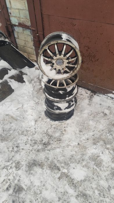 Продам диски на 14 оригинал германия