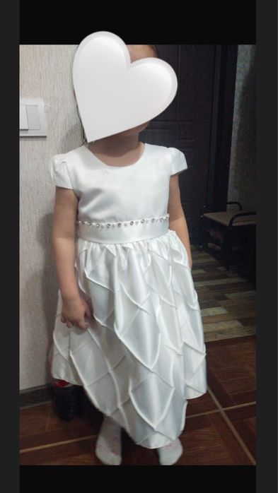 Продам платье для девочки