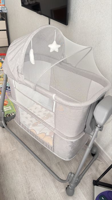 Продам детскую люльку