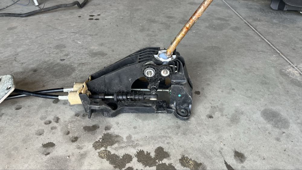 Toyota Yaris 2005- скоростен лост с жила