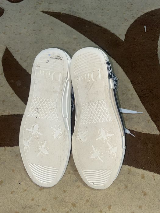 Vand papuci dior B23 marimea 42