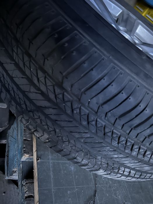 Bridgestone dueler 245/65/17