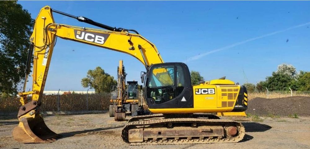 Dezmembrez excavator pe șenile JCB JS220, JS210, JS240 – piese utilaj